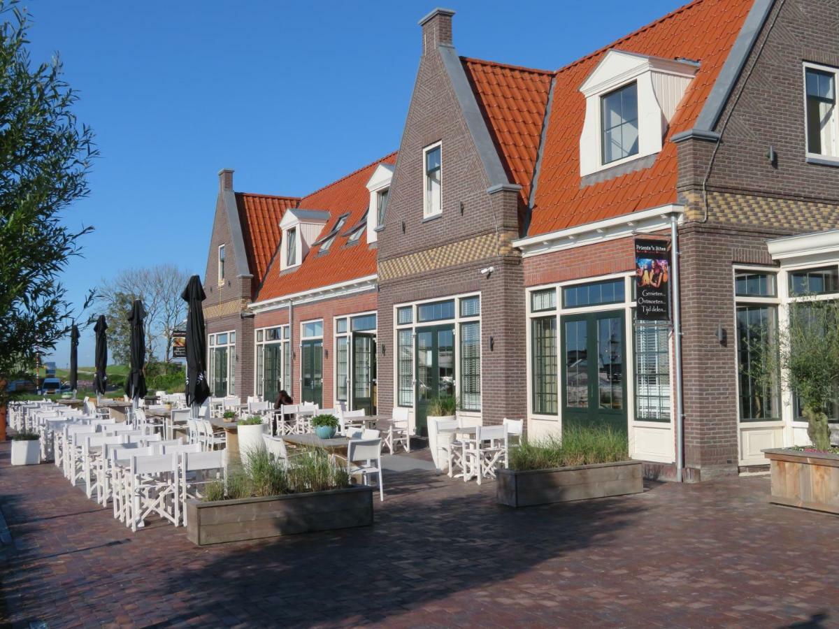 Luxurious Water Villa Uitdam Exteriör bild